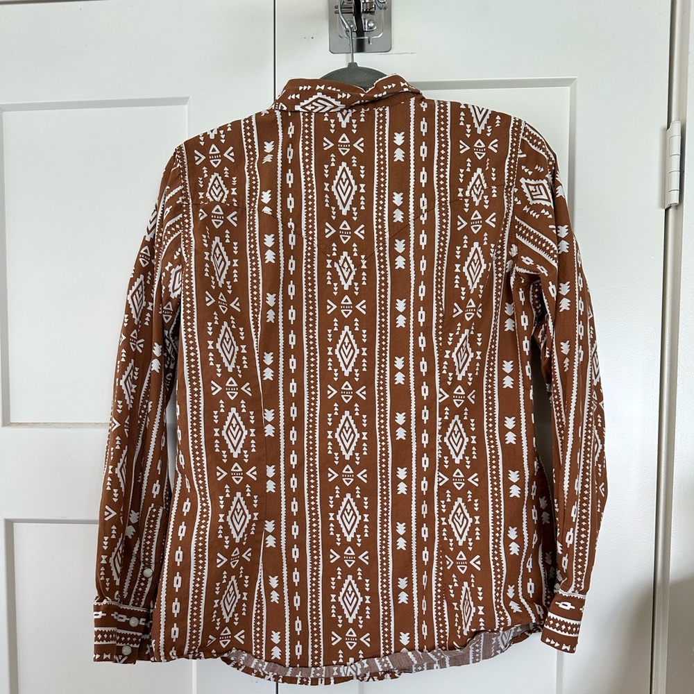 Women’s retro Wrangler pearl snap (size Medium) - Picture 6 of 10